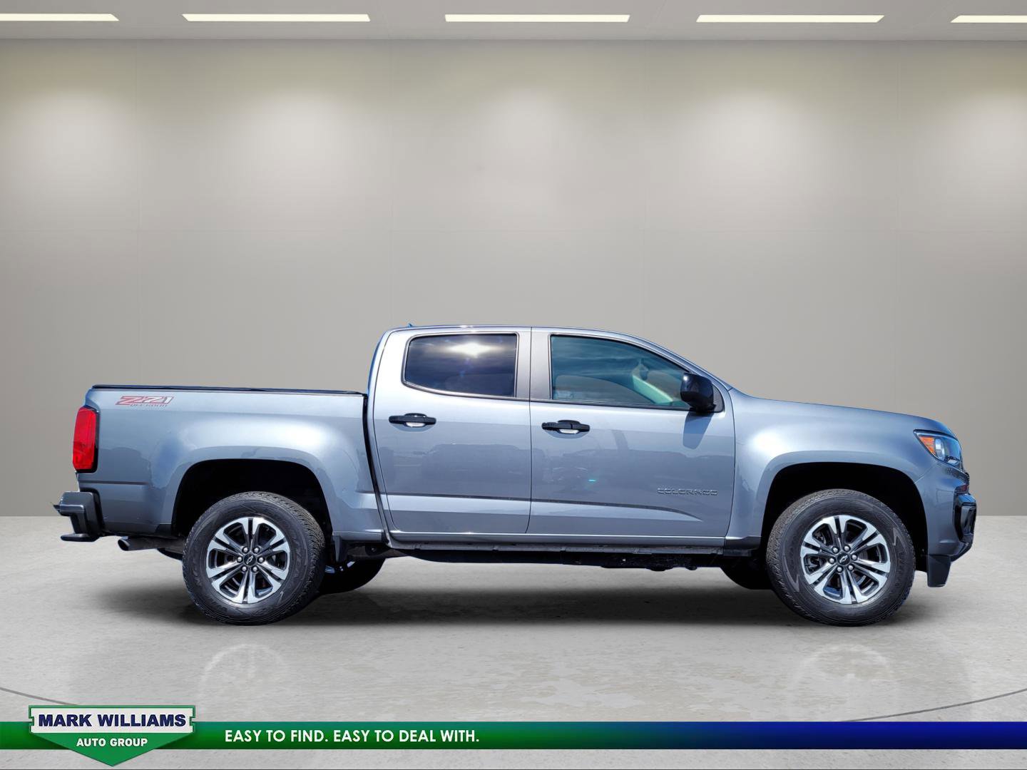 Used 2021 Chevrolet Colorado Z71 AWD/4WD image 2