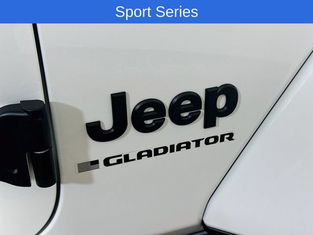 Used 2024 Jeep Gladiator Sport AWD/4WD image 14