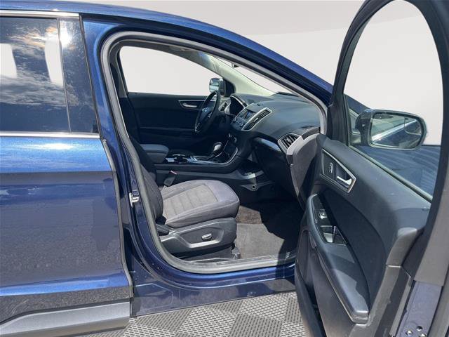 Certified 2017 Ford Edge SEL AWD/4WD image 17