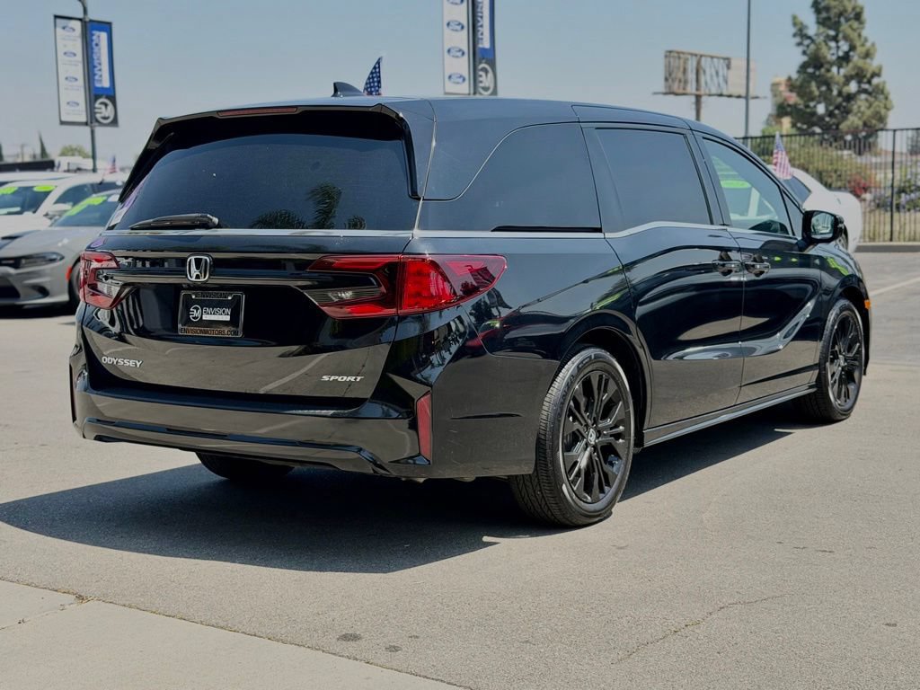Used 2025 Honda Odyssey Sport-L image 12