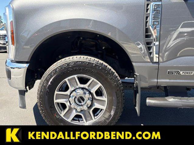 Certified 2025 Ford F350 Lariat w/ FX4 Off-Road Package AWD/4WD image 15
