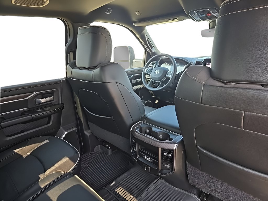 Used 2026 RAM 3500 Laramie AWD/4WD image 25