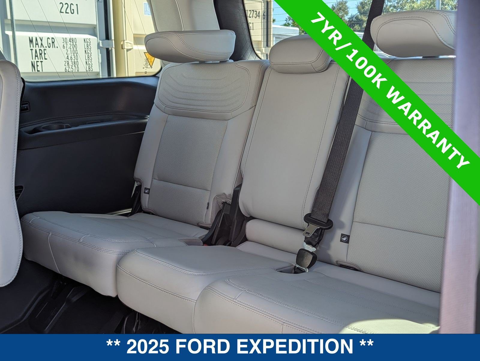 Certified 2025 Ford Expedition Platinum w/ Platinum Ultimate Package AWD/4WD image 16