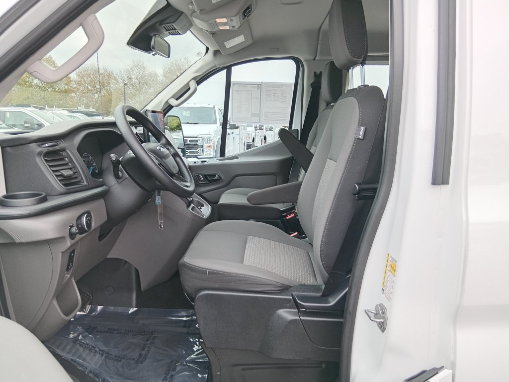 Certified 2025 Ford Transit 350 XLT RWD image 14
