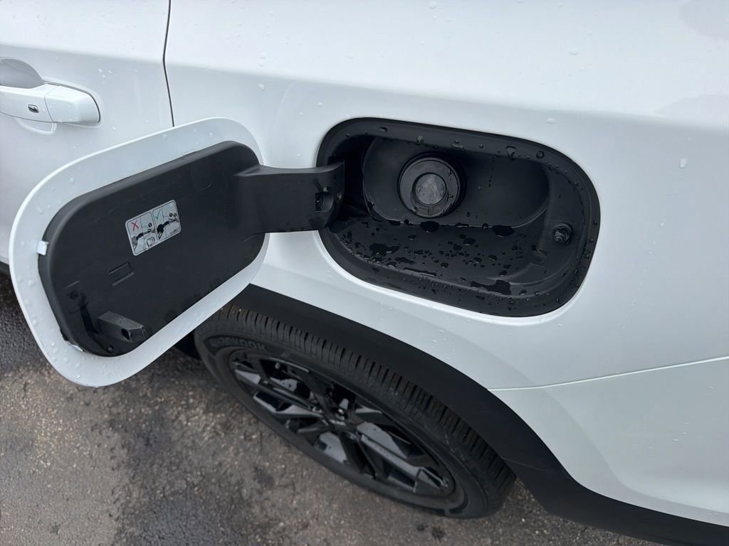 Used 2021 GMC Terrain SLE w/ Driver Convenience Package FWD image 48