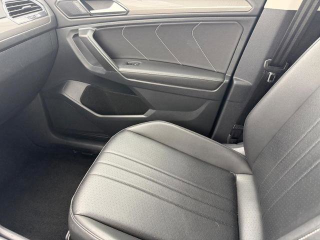 Used 2024 Volkswagen Tiguan SE FWD image 20
