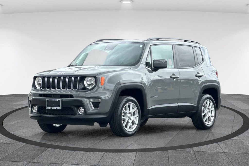 Used 2021 Jeep Renegade Latitude AWD/4WD image 8