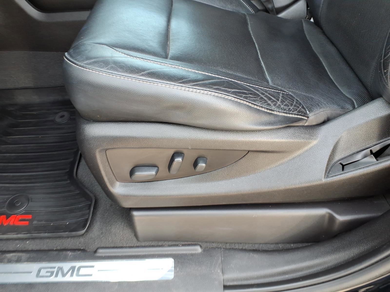 Used 2019 GMC Yukon XL SLT image 12