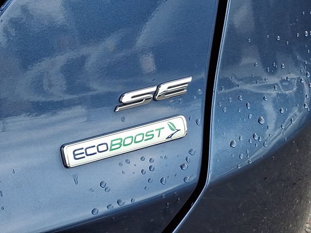 Certified 2018 Ford Fusion SE w/ Fusion SE Technology Package FWD image 36