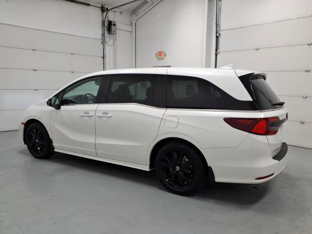 Used 2024 Honda Odyssey Sport image 6