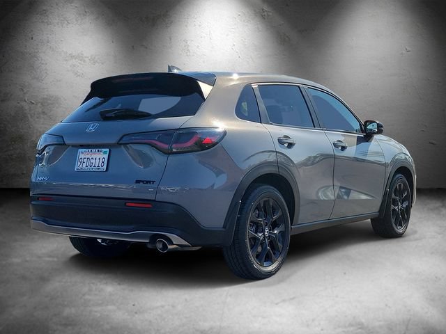 Used 2023 Honda HR-V Sport image 3