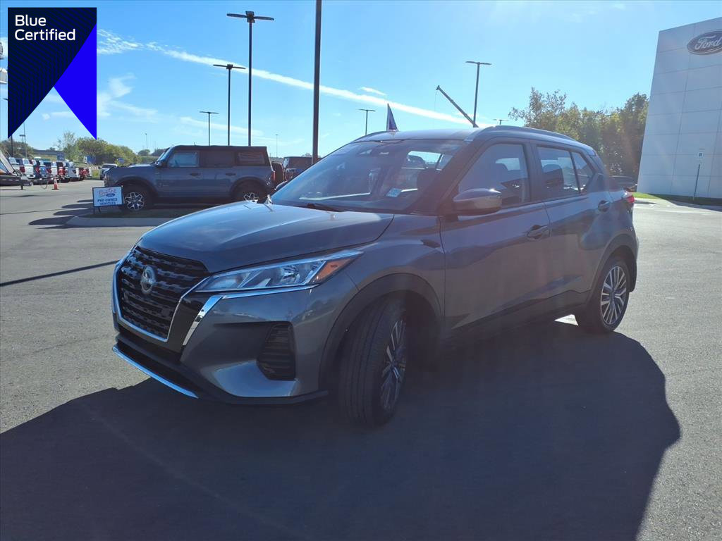 Used 2024 Nissan Kicks SV image 1