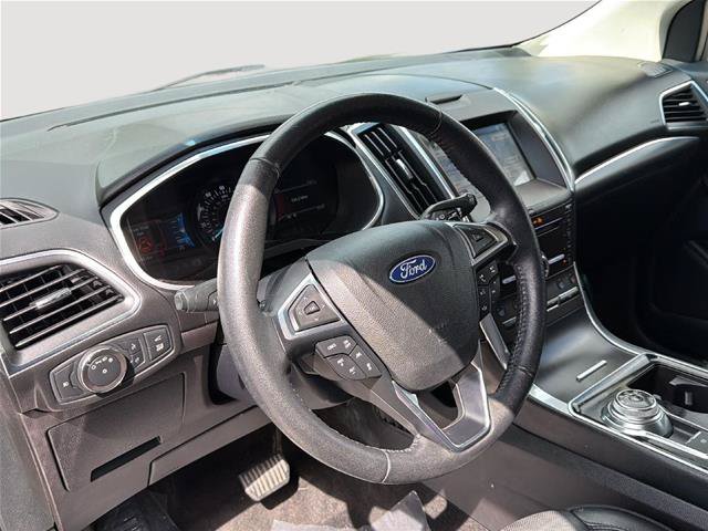 Certified 2019 Ford Edge Titanium w/ Equipment Group 301A AWD/4WD image 10