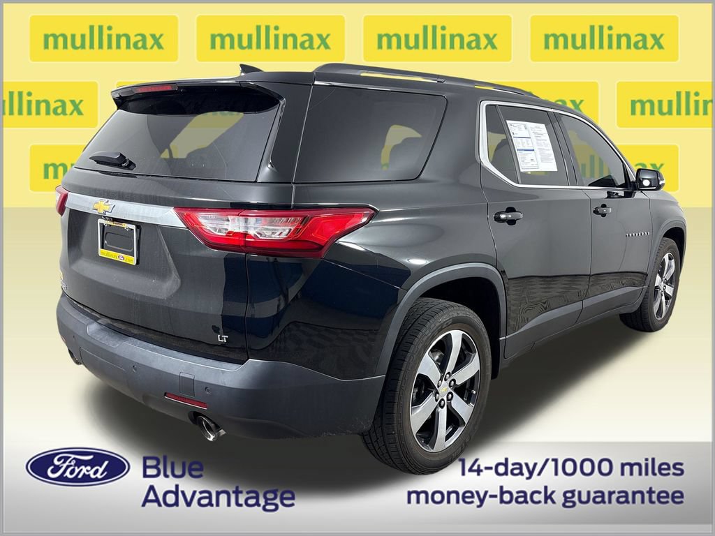 Used 2020 Chevrolet Traverse LT w/ LT Premium Package FWD image 4