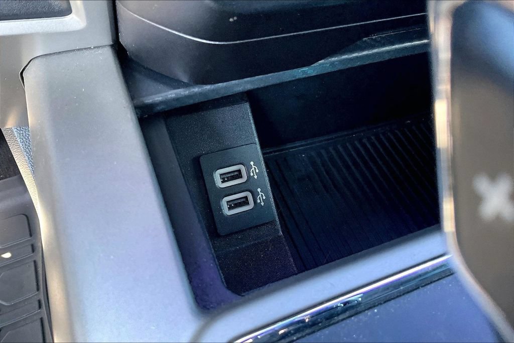 Certified 2020 Ford F150 Lariat RWD image 32