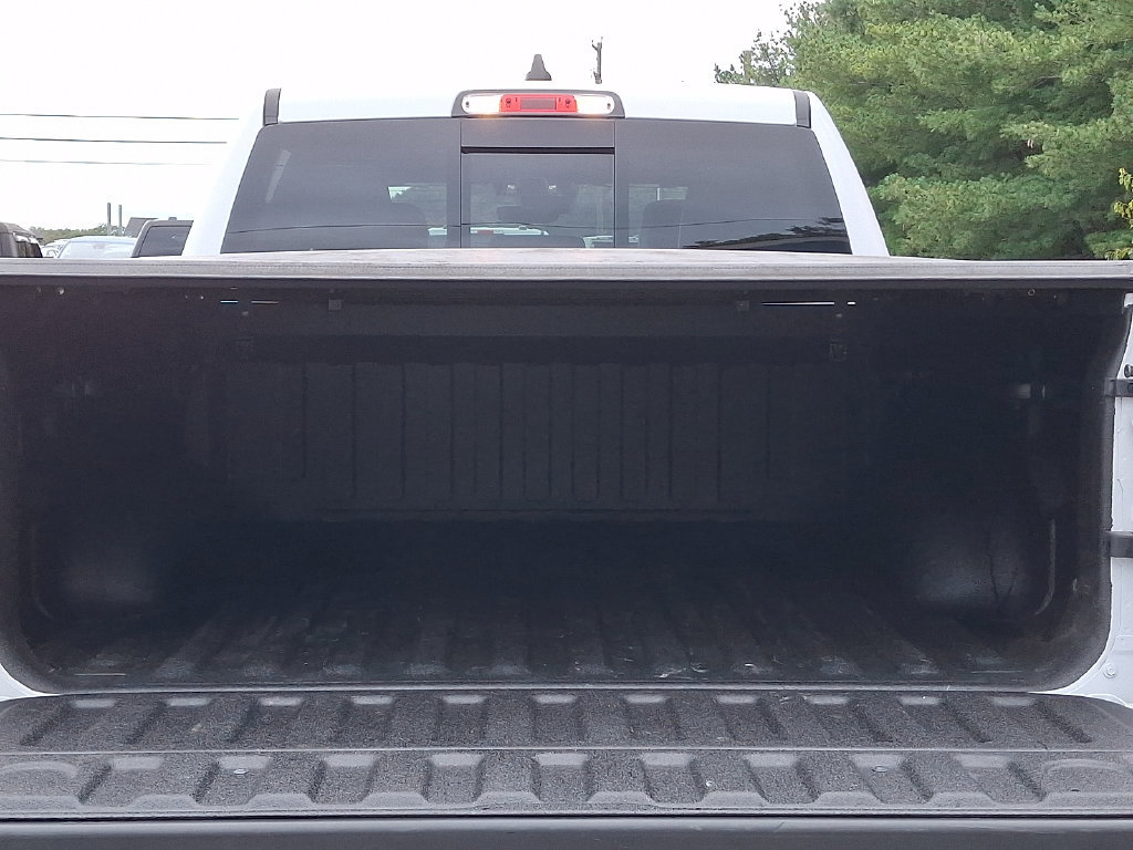 Used 2025 RAM 1500 Laramie w/ Sport Appearance Package AWD/4WD image 32