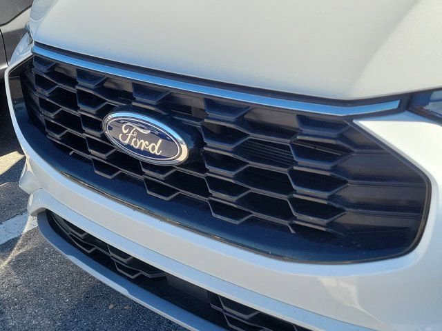 Certified 2024 Ford Escape ST-Line w/ Equipment Group 301A image 8