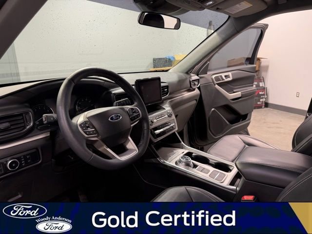 Certified 2024 Ford Explorer XLT w/ Equipment Group 202A image 9