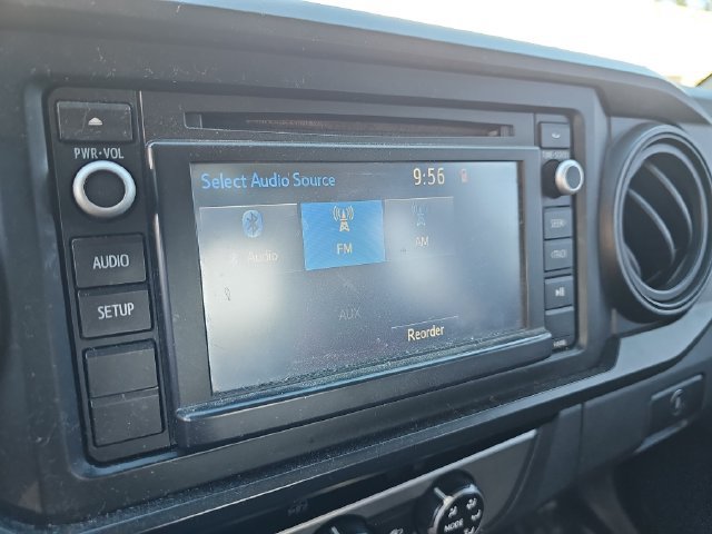 Used 2017 Toyota Tacoma SR AWD/4WD image 17