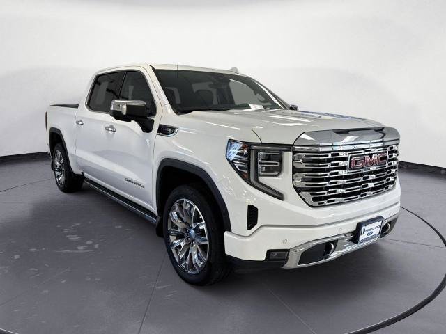 Used 2023 GMC Sierra 1500 Denali w/ Denali Reserve Package AWD/4WD image 2
