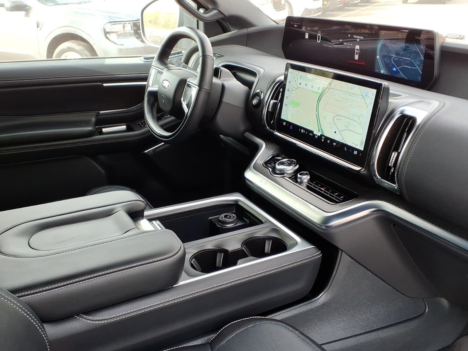 Certified 2025 Ford Expedition Platinum w/ Stealth Performance Package AWD/4WD image 10