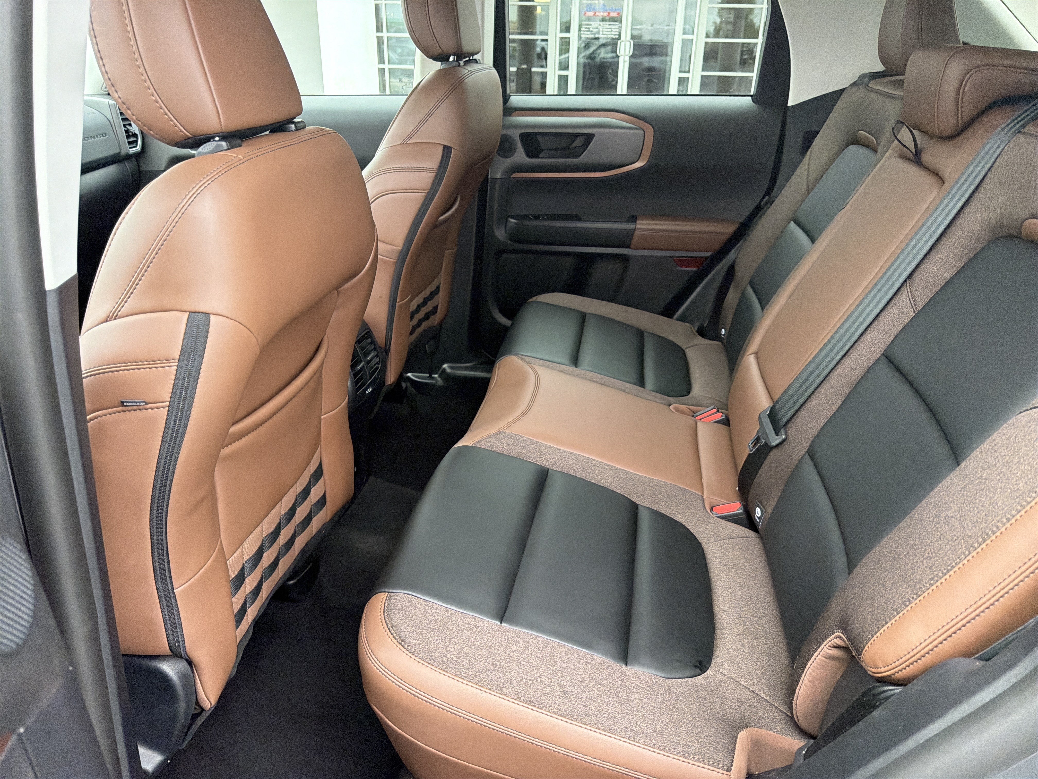 Certified 2025 Ford Bronco Sport Outer Banks w/ Outer Banks Tech Package+ AWD/4WD image 25