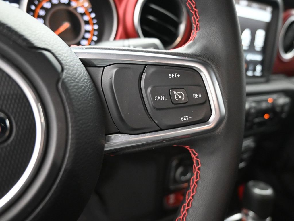 Used 2023 Jeep Wrangler Unlimited Rubicon w/ Cold Weather Group image 28