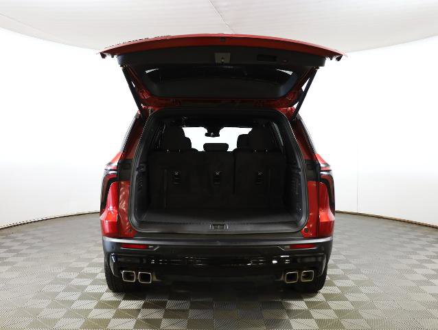 Used 2024 Chevrolet Traverse LT w/ Midnight/Sport Edition image 24