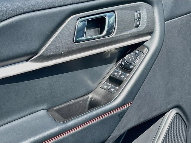 Certified 2025 Ford Explorer ST-Line AWD/4WD image 25