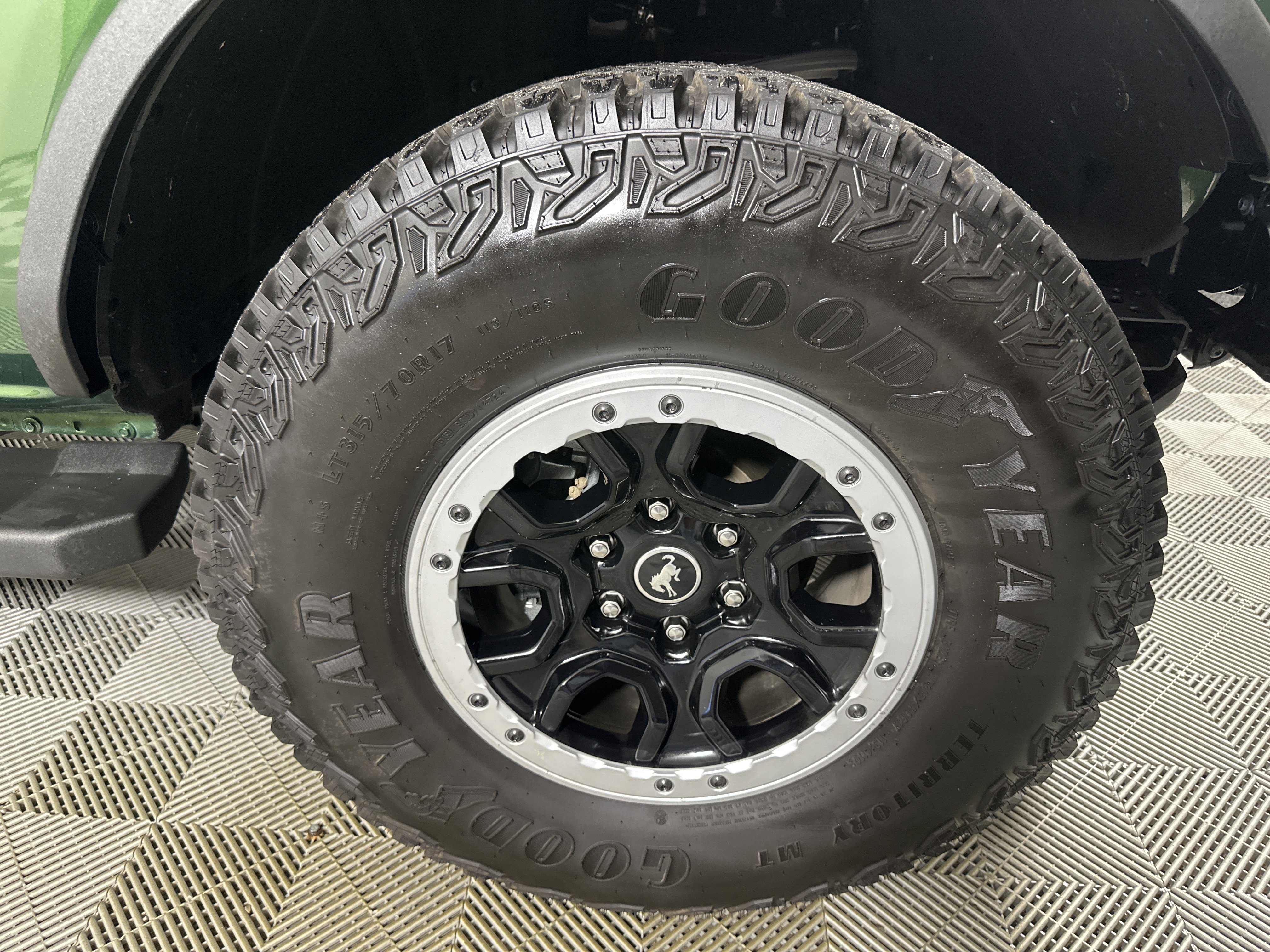 Certified 2024 Ford Bronco Outer Banks w/ Sasquatch Package image 25