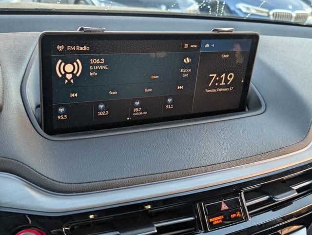 Used 2024 Acura MDX SH-AWD image 21