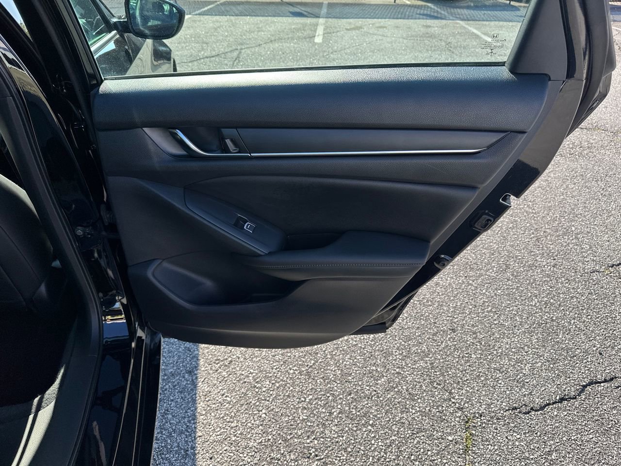 Used 2022 Honda Accord Sport Special Edition image 16