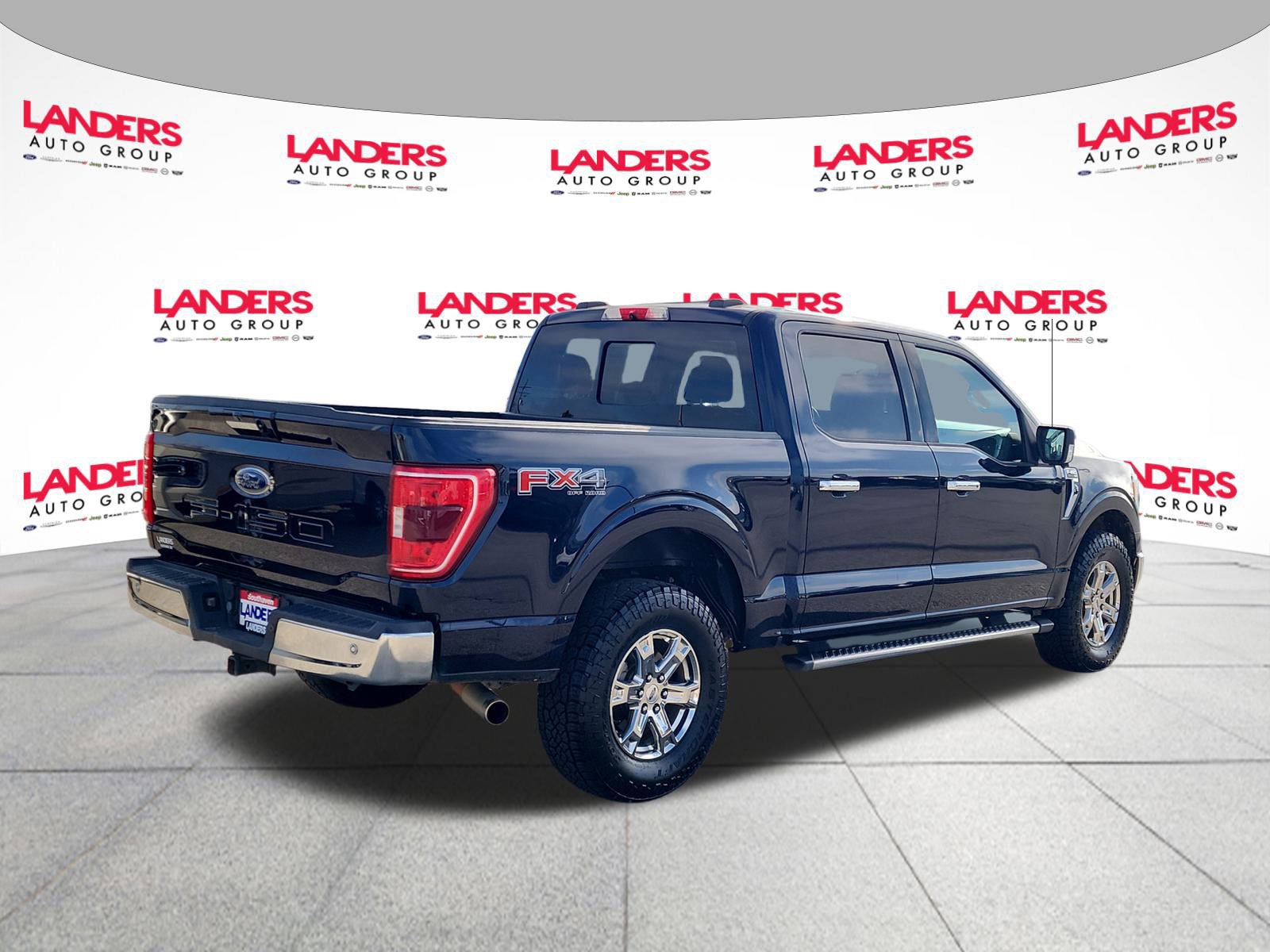 Certified 2021 Ford F150 XLT w/ Equipment Group 302A High image 3