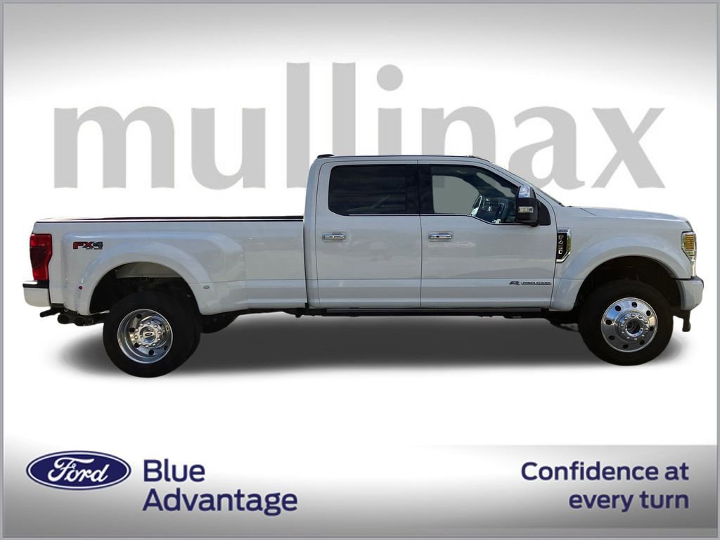 Certified 2022 Ford F450 Platinum w/ FX4 Off-Road Package image 6