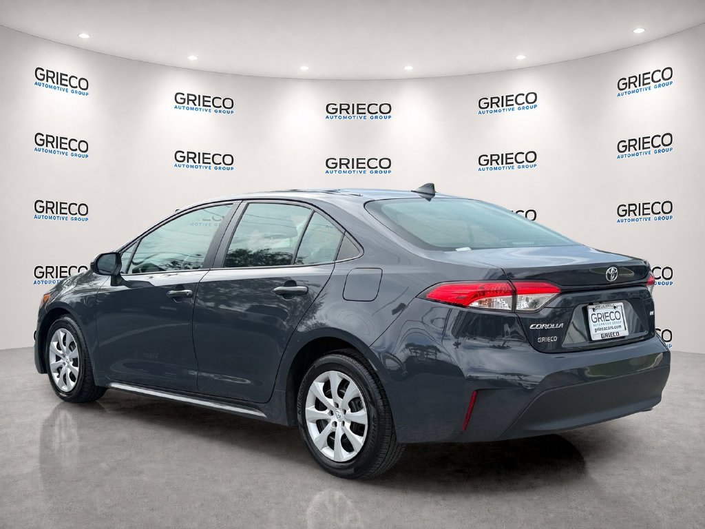 Used 2024 Toyota Corolla LE FWD image 5
