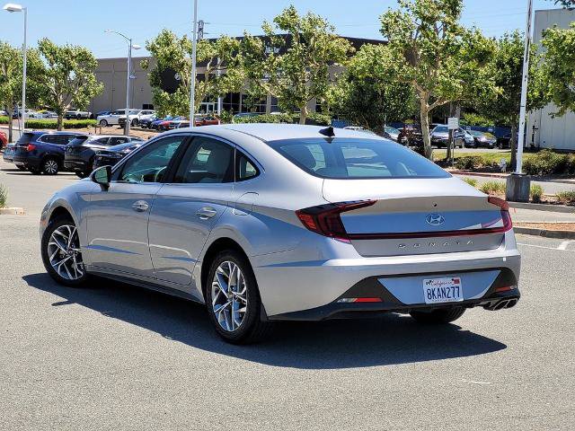 Used 2023 Hyundai Sonata SEL w/ Preferred Accessory Package FWD image 6