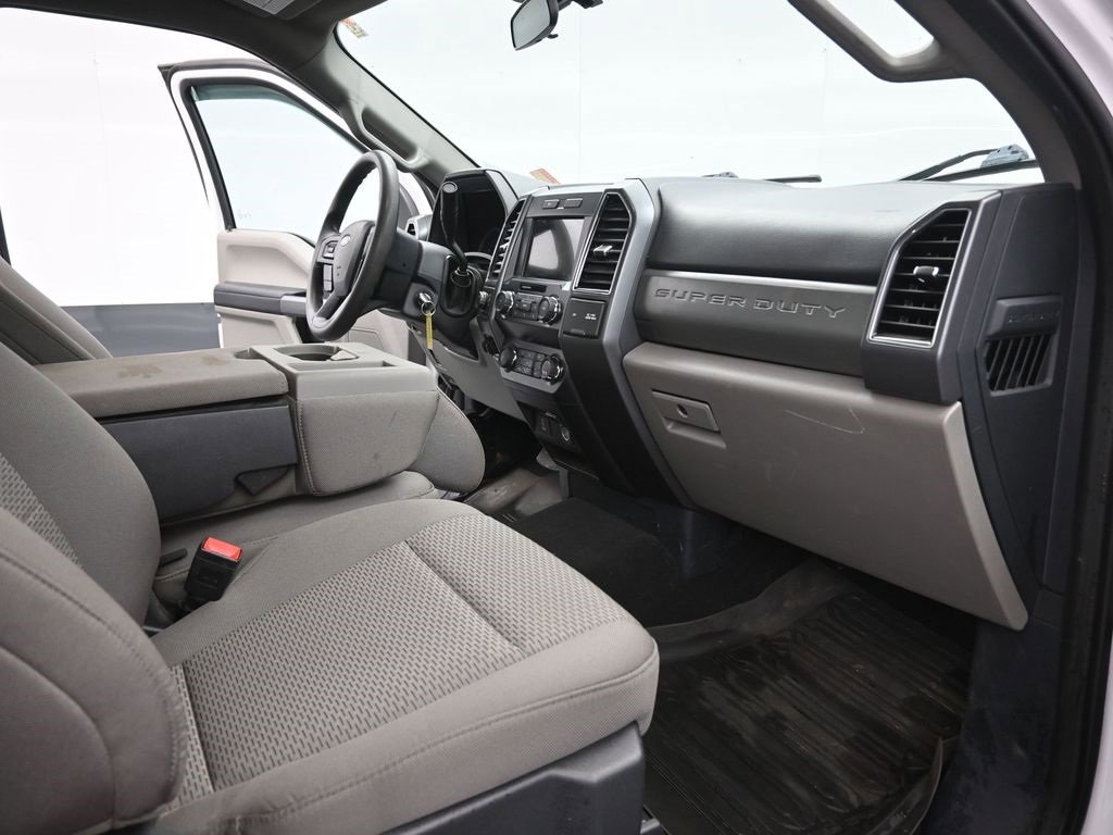 Certified 2022 Ford F350 XLT w/ XLT Value Package image 17