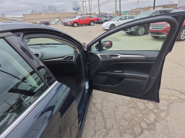 Certified 2020 Ford Fusion SEL image 19
