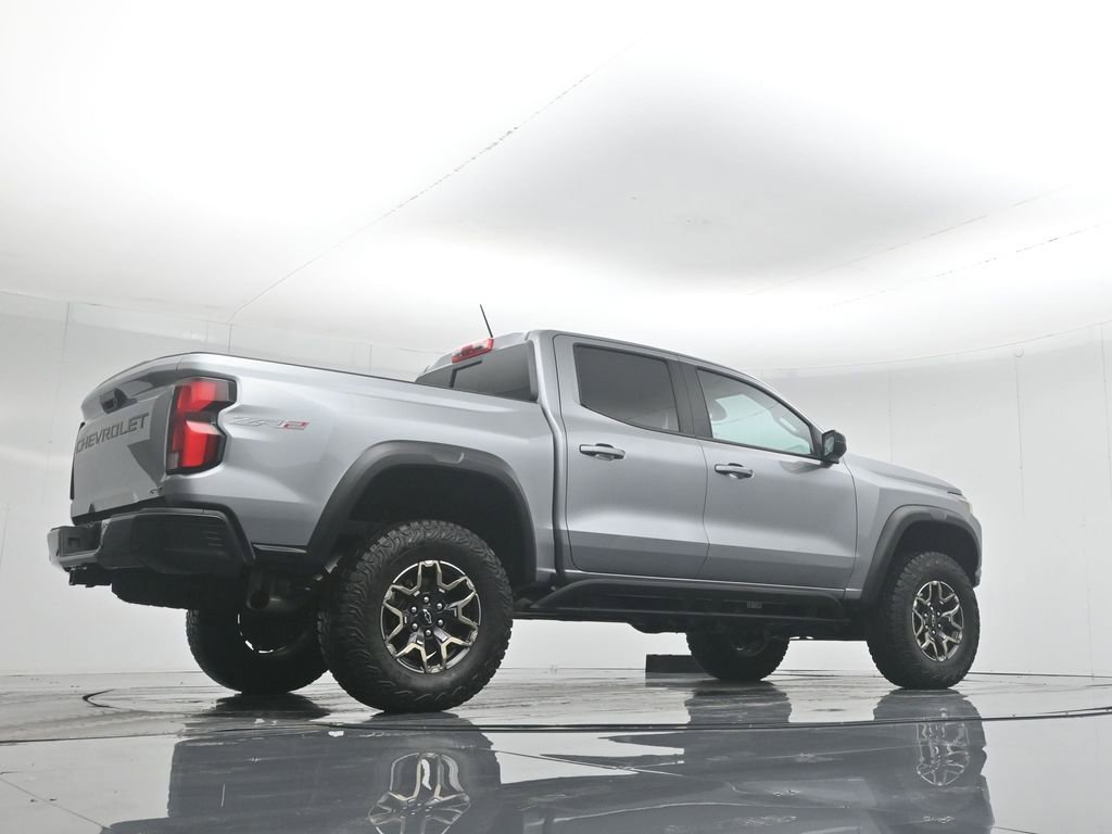 Used 2024 Chevrolet Colorado ZR2 w/ Technology Package image 52