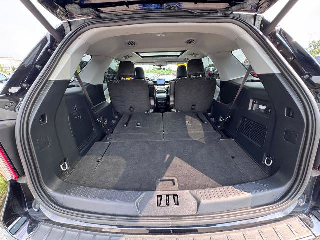 Certified 2023 Ford Explorer XLT w/ Equipment Group 202A AWD/4WD image 17