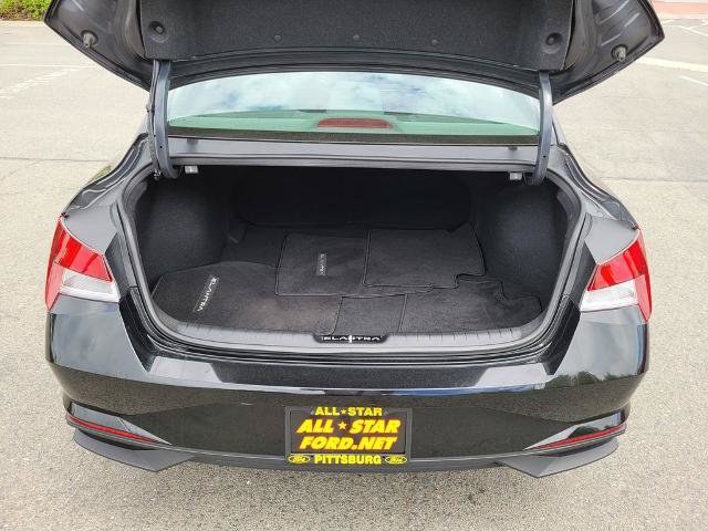 Used 2023 Hyundai Elantra SEL FWD image 10