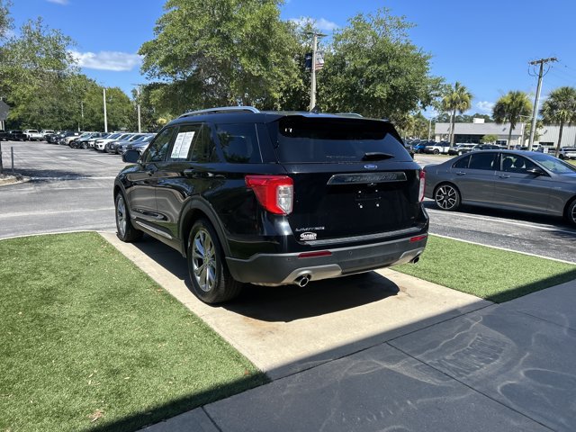 Certified 2022 Ford Explorer Limited w/ Equipment Group 301A RWD image 8
