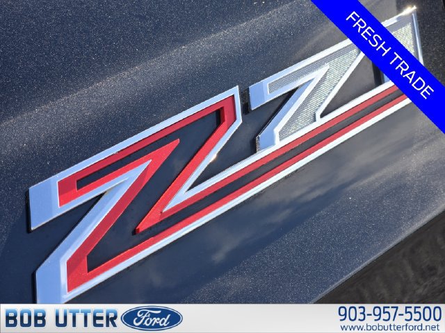 Used 2021 Chevrolet Tahoe Z71 w/ Luxury Package AWD/4WD image 12