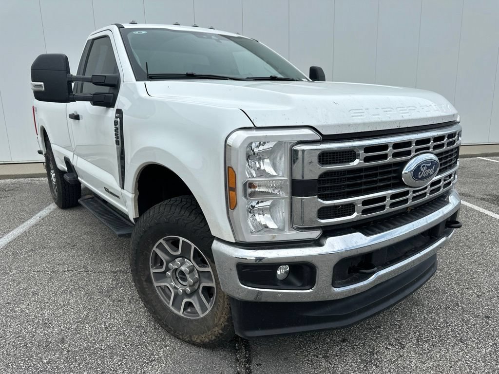 Certified 2025 Ford F250 XLT w/ FX4 Off-Road Package AWD/4WD image 10