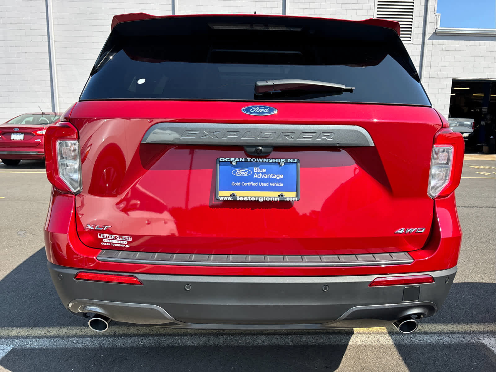 Certified 2024 Ford Explorer XLT w/ Equipment Group 202A image 4