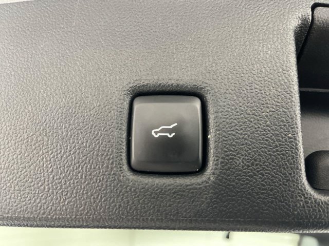 Certified 2024 Ford Escape Platinum AWD/4WD image 30