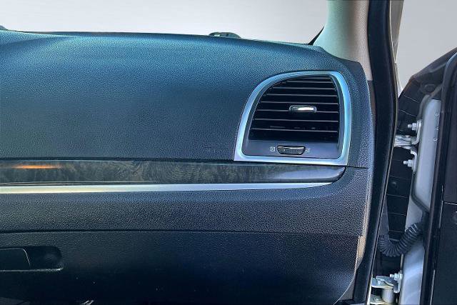 Used 2019 Chrysler 300 Limited image 19
