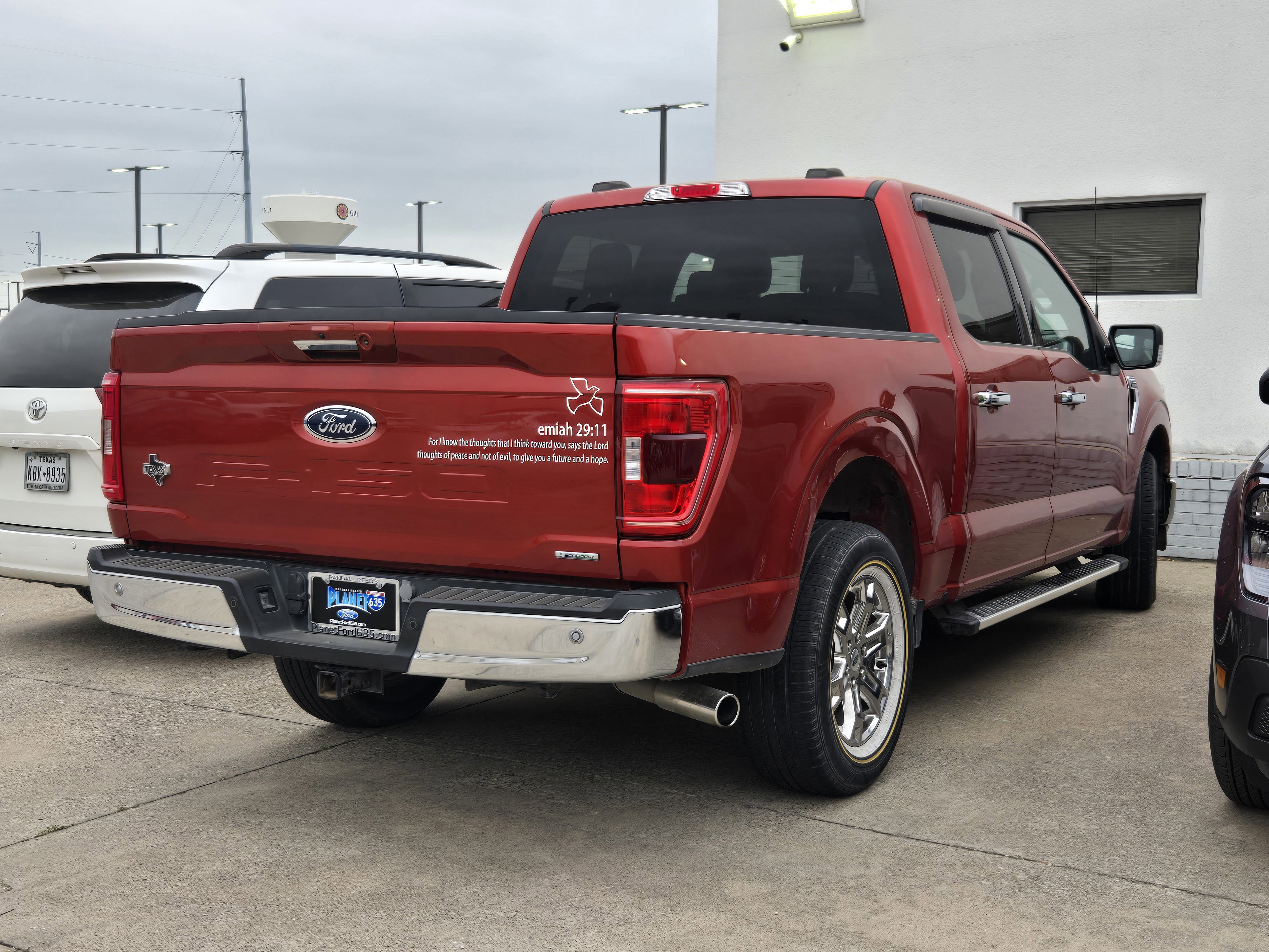 Certified 2023 Ford F150 XLT w/ Equipment Group 302A High image 4