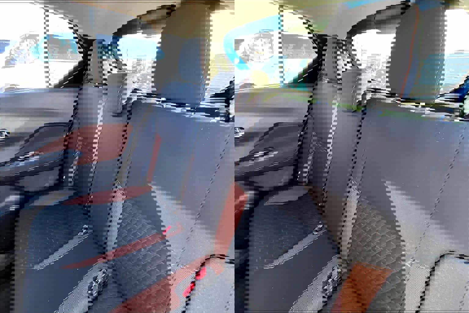 Used 2021 Nissan Kicks SR image 20