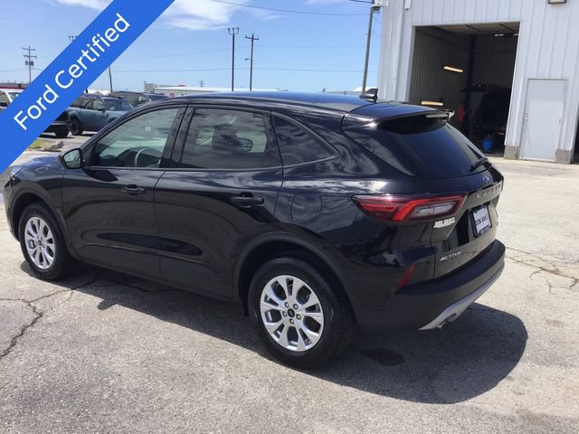 Certified 2025 Ford Escape Active AWD/4WD image 3